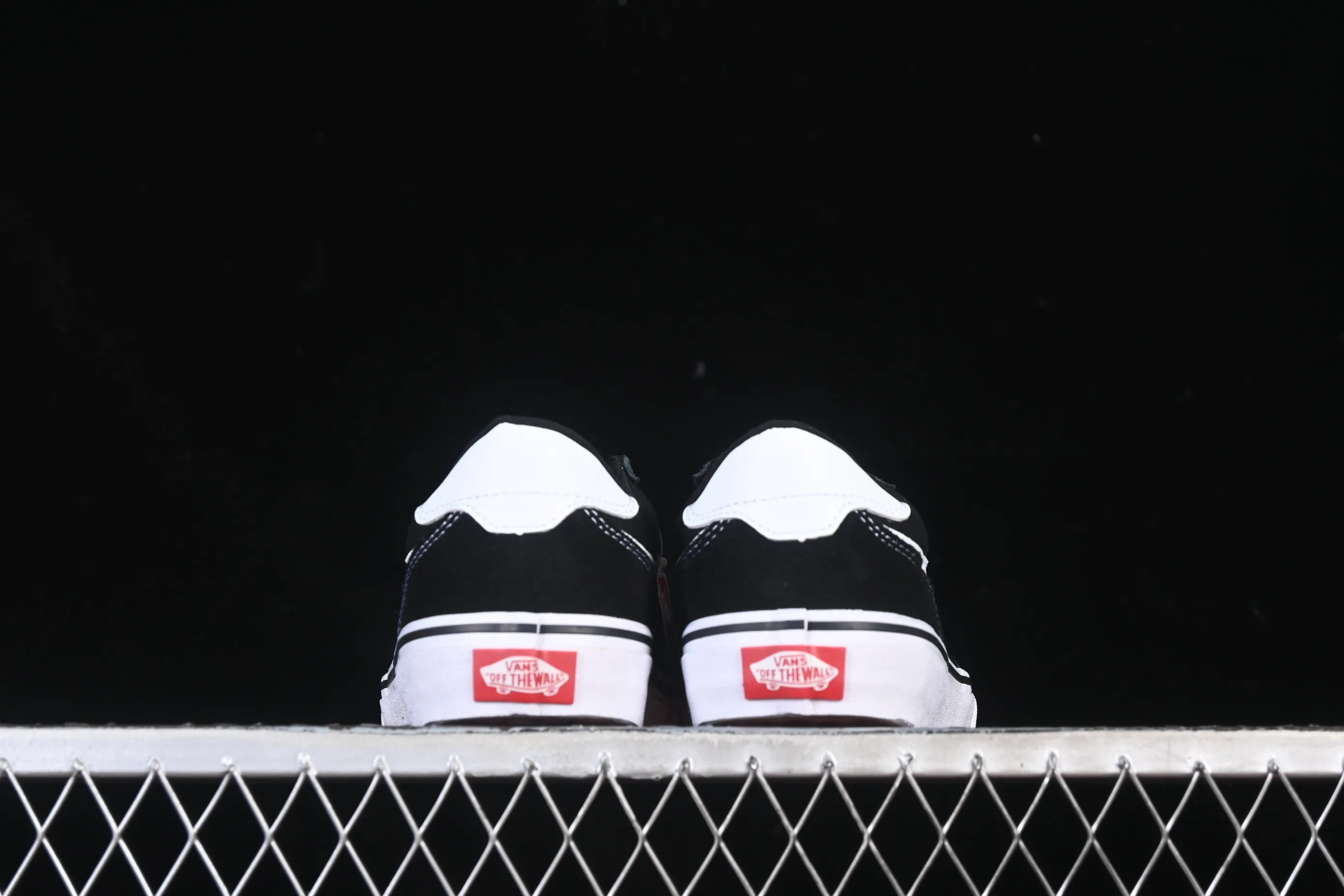 All categories Vans Vans series Vans Low Vans low-top Vans Brooklyn Ls Vans official vulcanized simple retro casual sneakers VN000D7QBA2